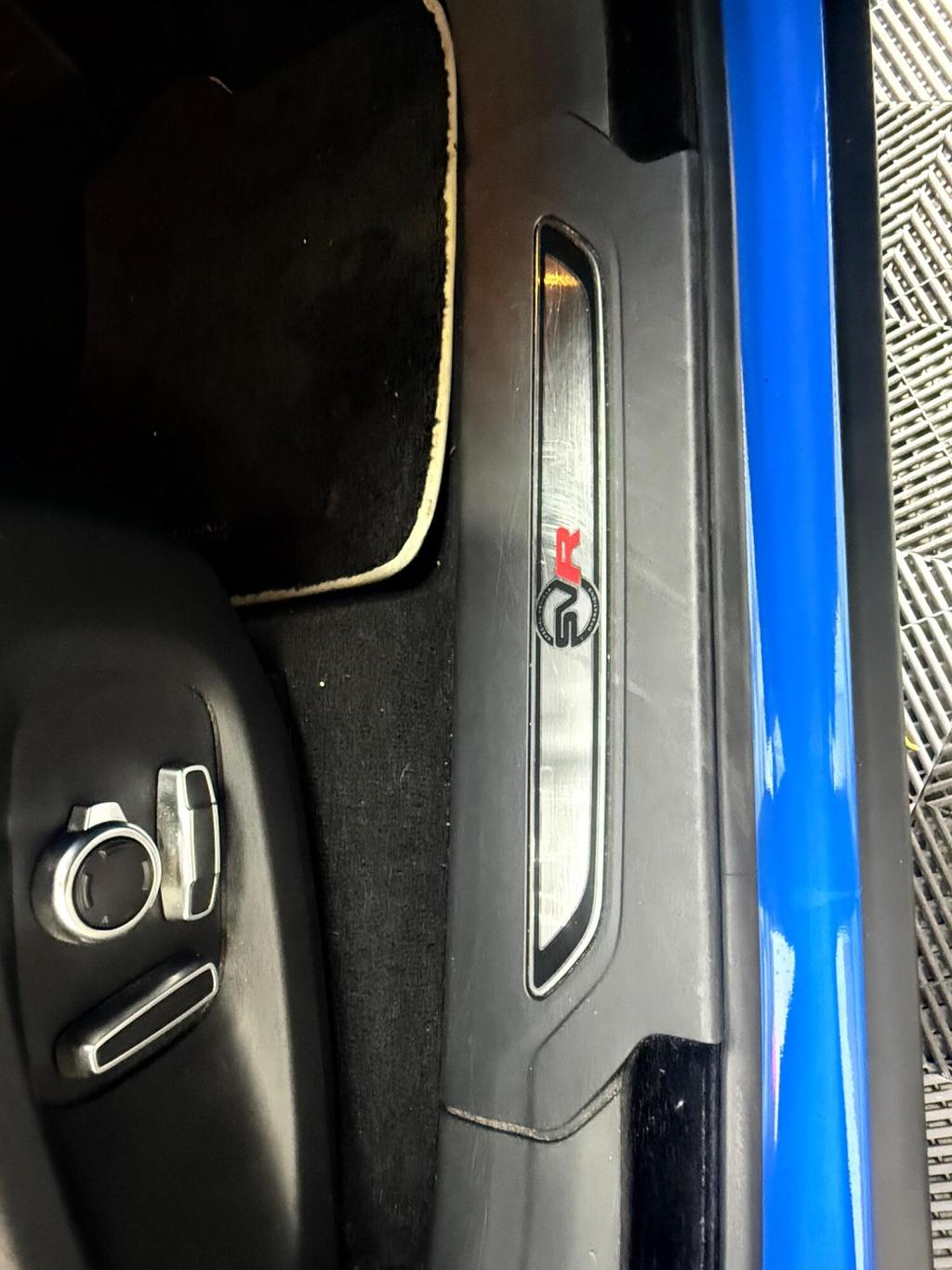 
								Jaguar F-Pace 2019 Automatic (S8) full									