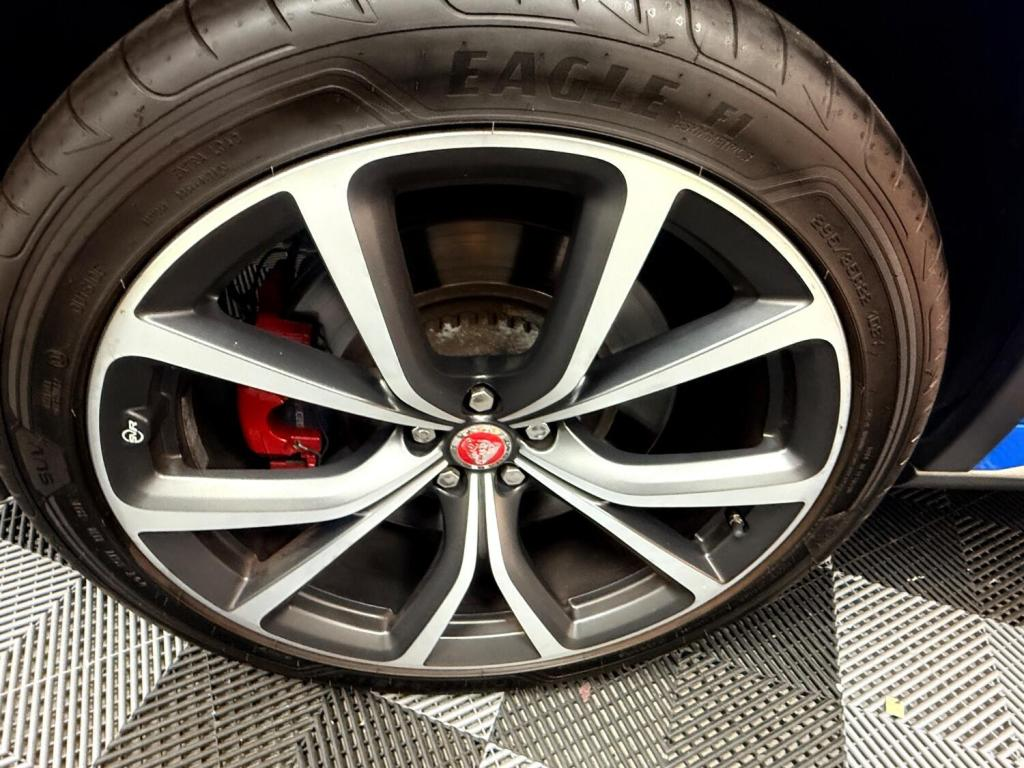 
								Jaguar F-Pace 2019 Automatic (S8) full									