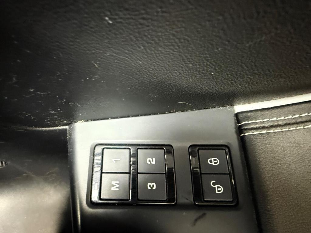 
								Jaguar F-Pace 2019 Automatic (S8) full									