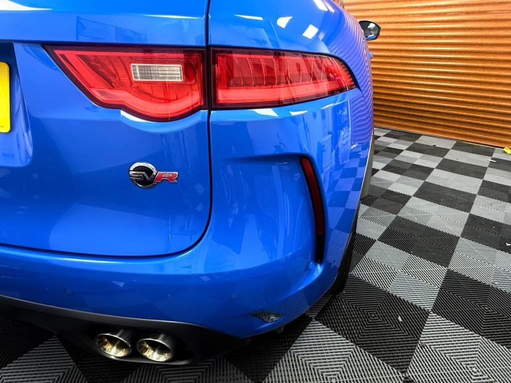 
								Jaguar F-Pace 2019 Automatic (S8) full									