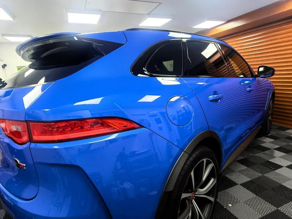 
								Jaguar F-Pace 2019 Automatic (S8) full									
