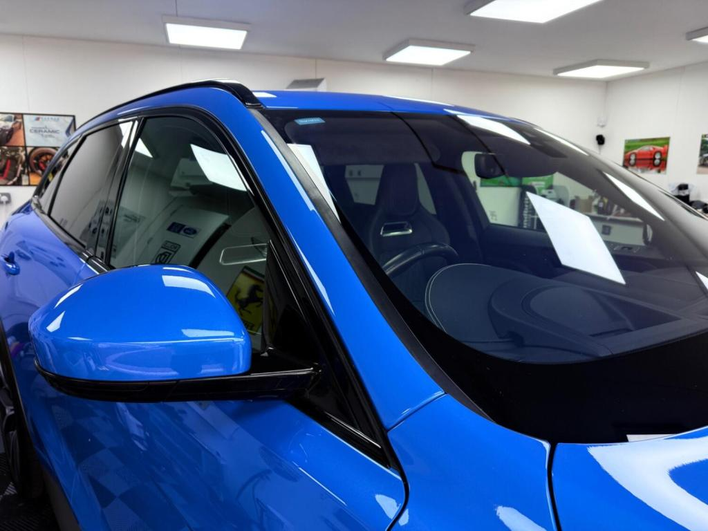 
								Jaguar F-Pace 2019 Automatic (S8) full									