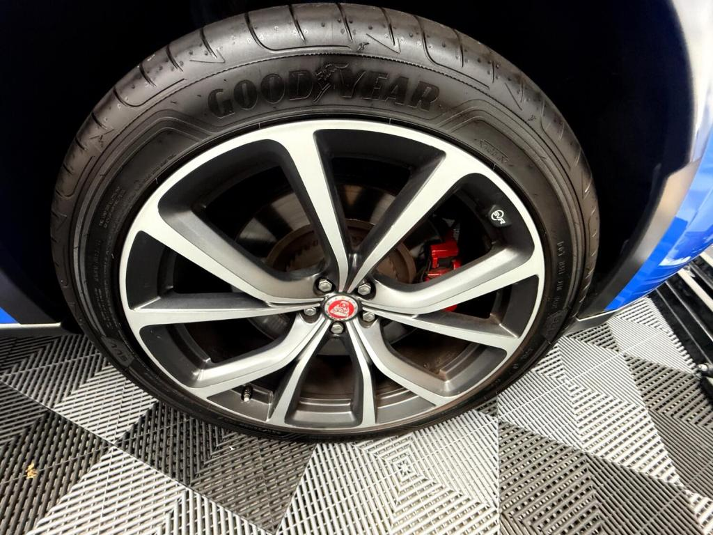 
								Jaguar F-Pace 2019 Automatic (S8) full									