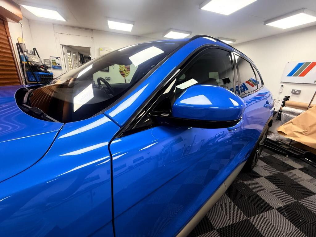 
								Jaguar F-Pace 2019 Automatic (S8) full									