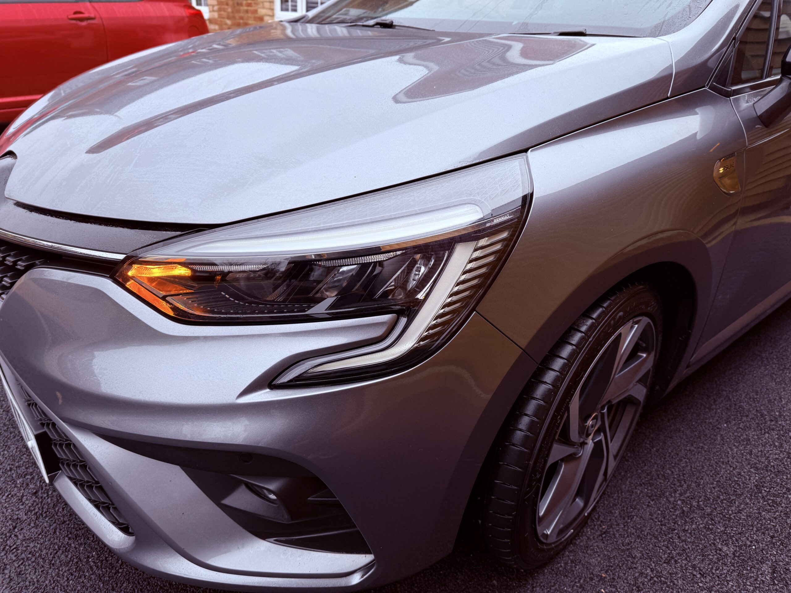 
								Renault Clio R.S. Line 2023 Hatchback full									