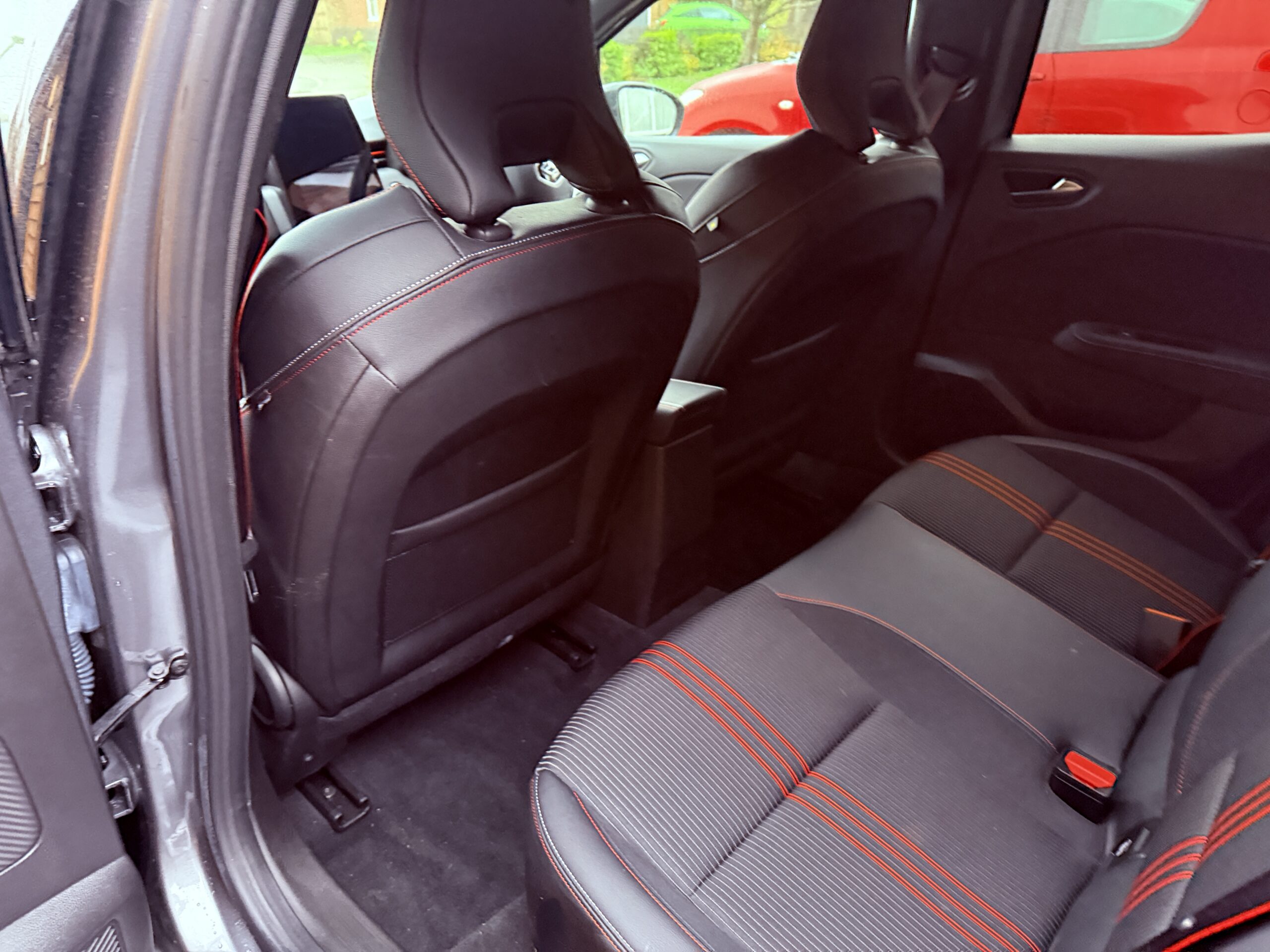 
								Renault Clio R.S. Line 2023 Hatchback full									