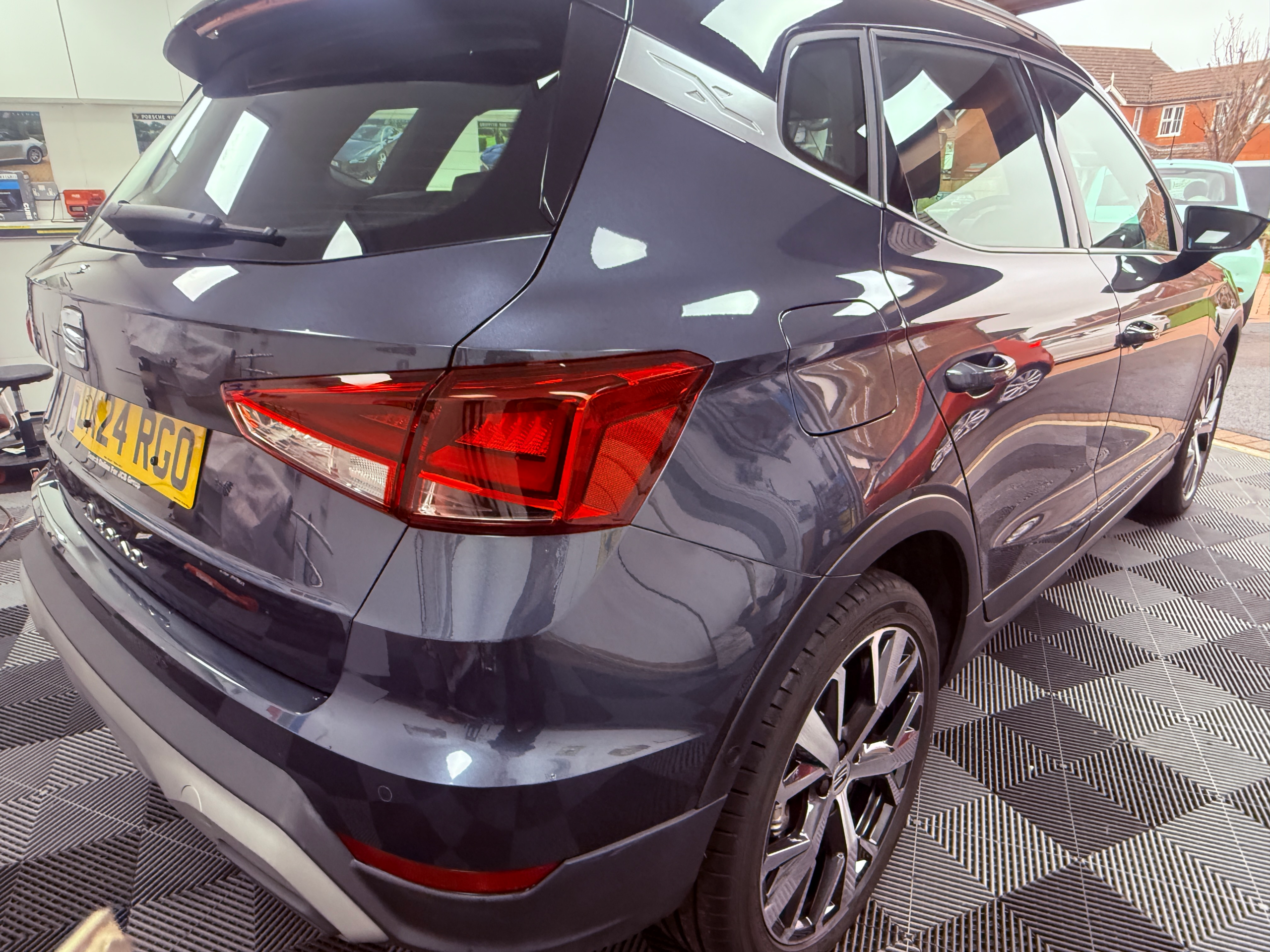 
								Seat Arona,2024 Hatchback, 9600 miles!!! full									