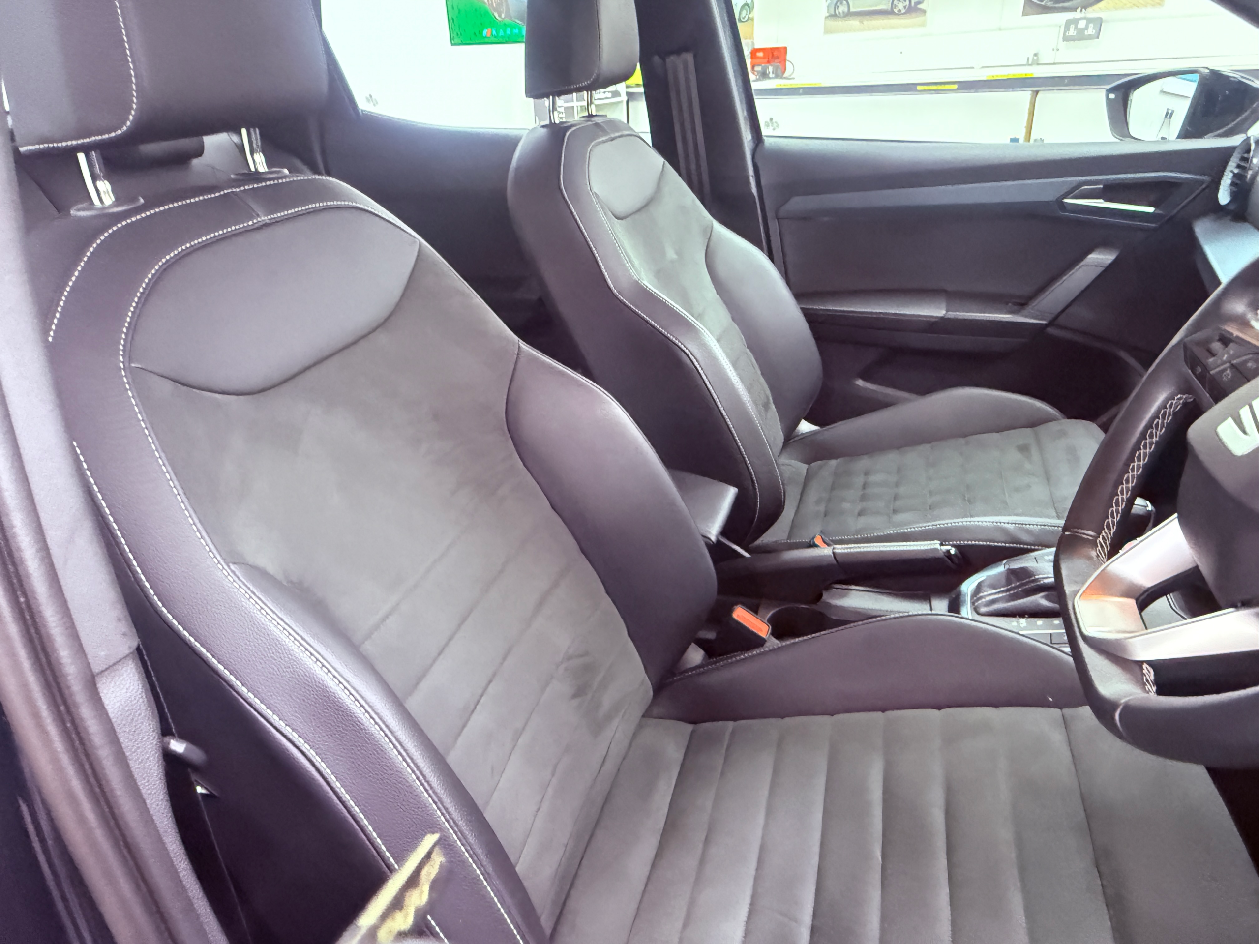 
								Seat Arona,2024 Hatchback, 9600 miles!!! full									