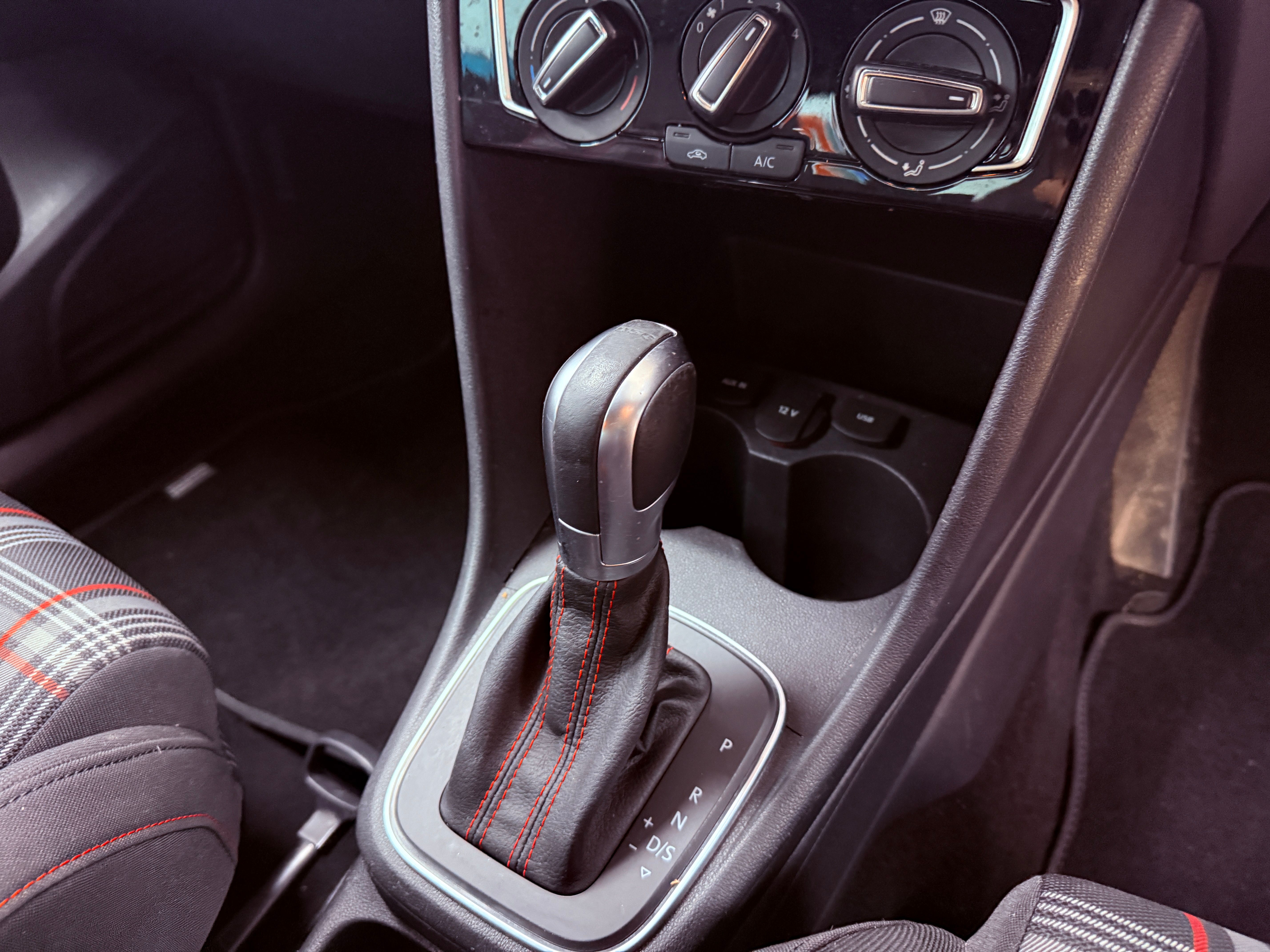 
								Volkswagon Polo GTI full									
