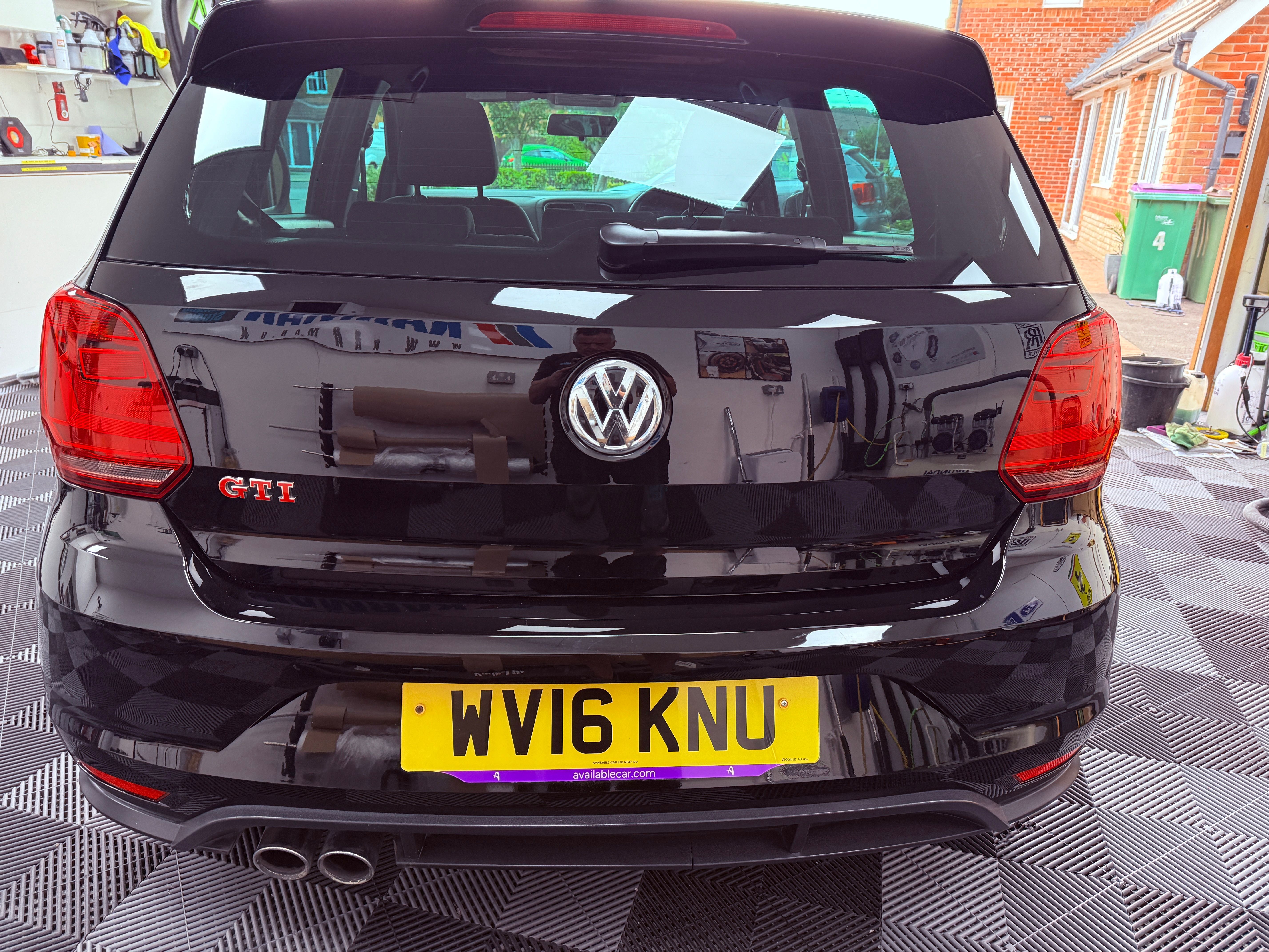 
								Volkswagon Polo GTI full									